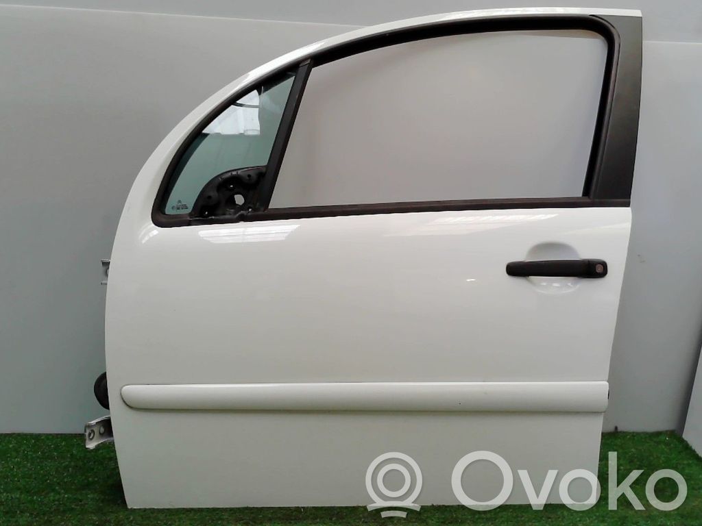 Durvis   9002Y4