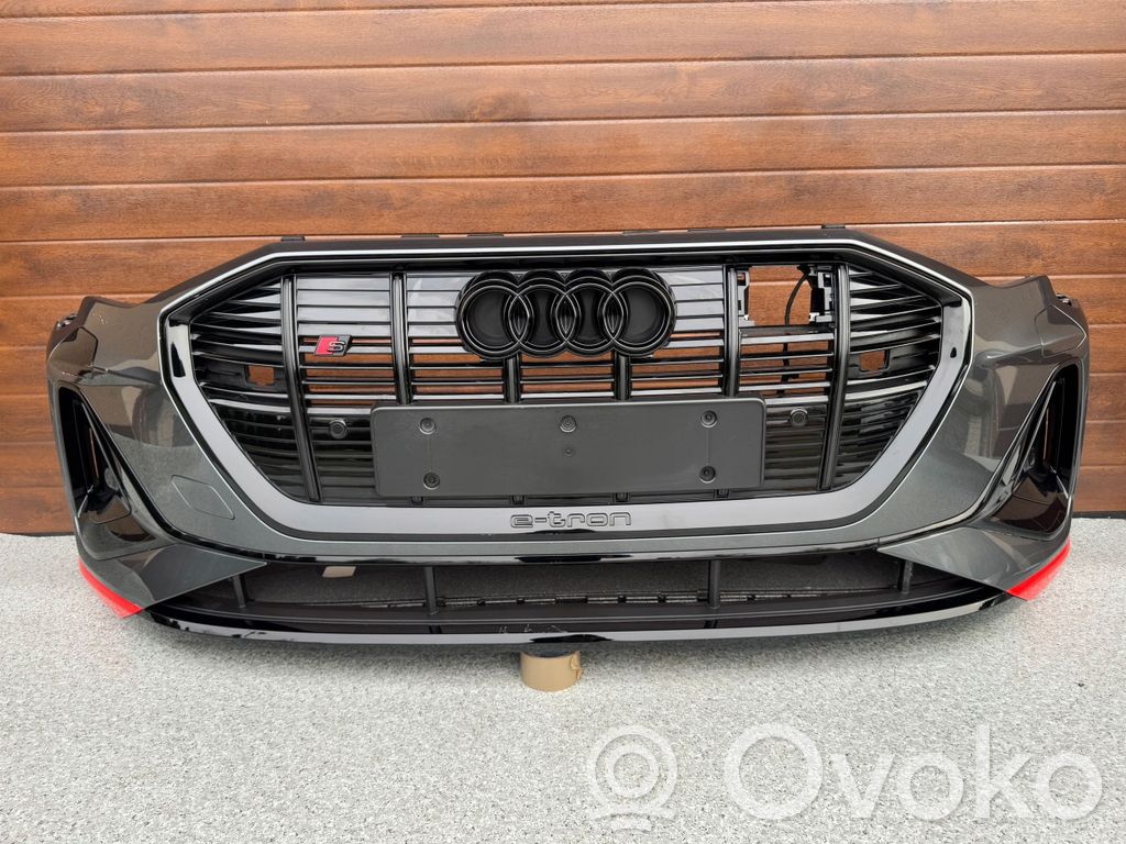 Audi e-tron Priekinis bamperis 