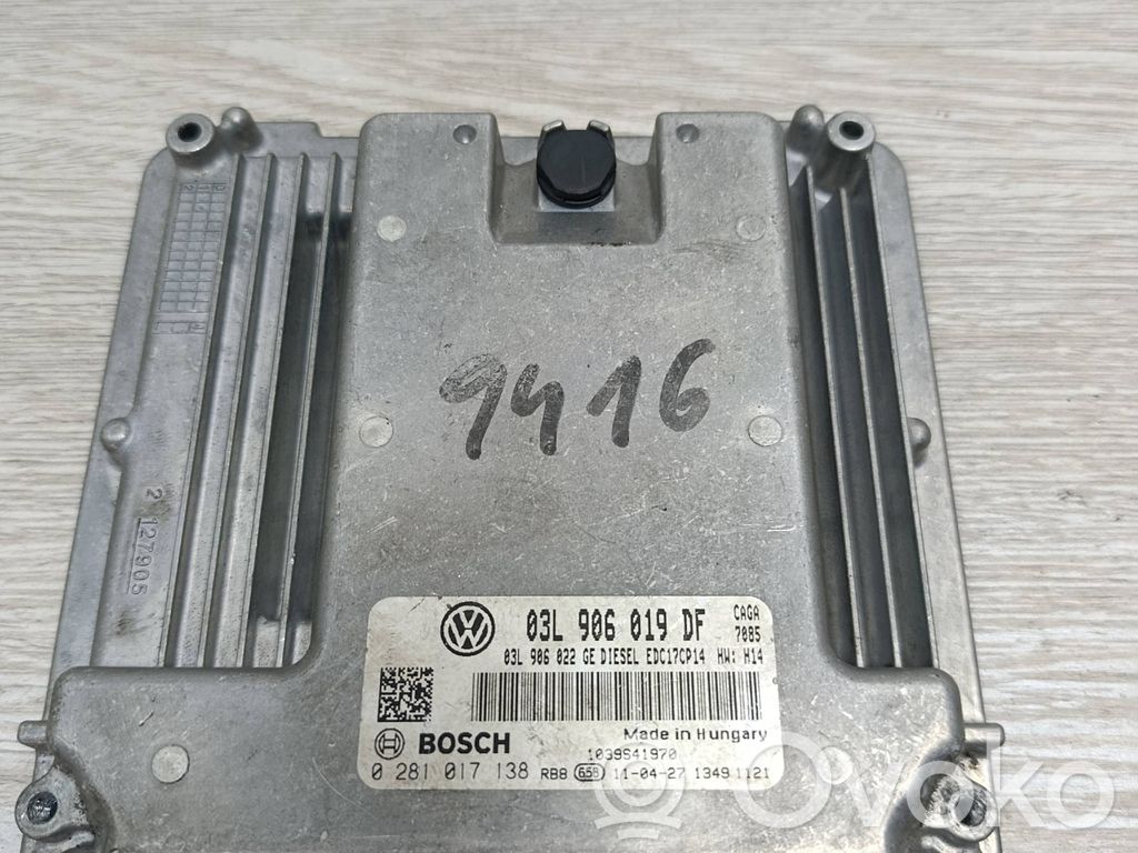 Unidad de control/módulo del motor   03L906019DF,03L906022GE,0281017138