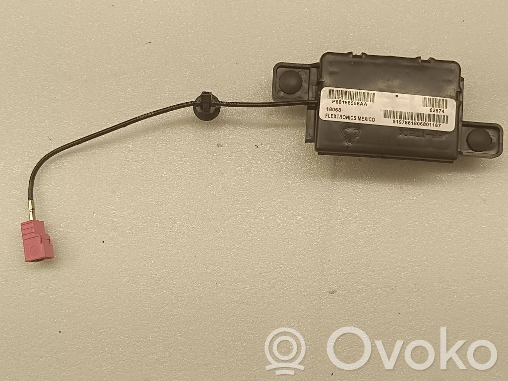 Antenna control unit   P68186558AA,18068,68186558AA