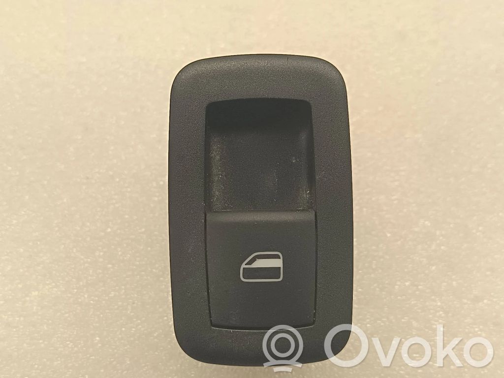 Chrysler Pacifica Electric window control switch 