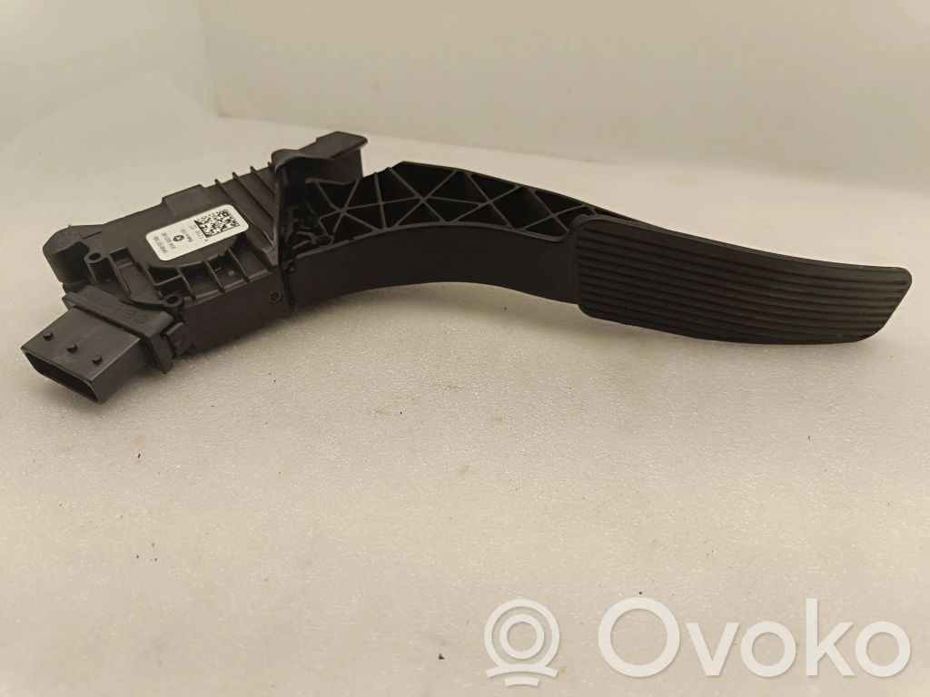 Chrysler Pacifica Accelerator throttle pedal 