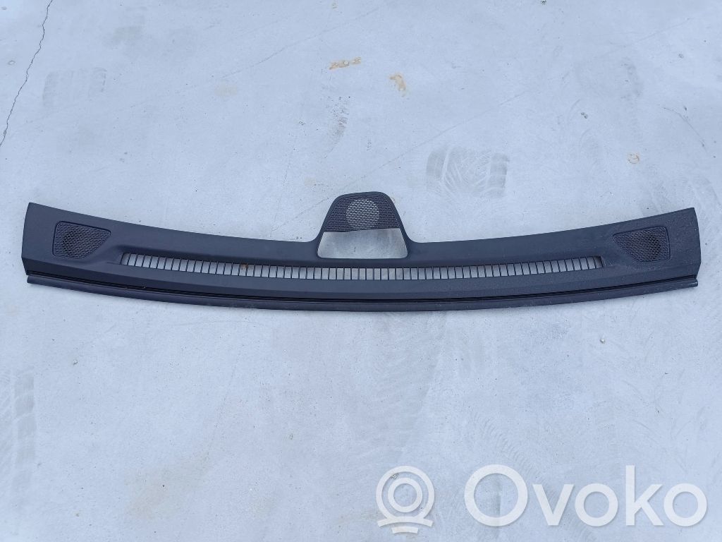 Chrysler Pacifica Lango oro grotelės 