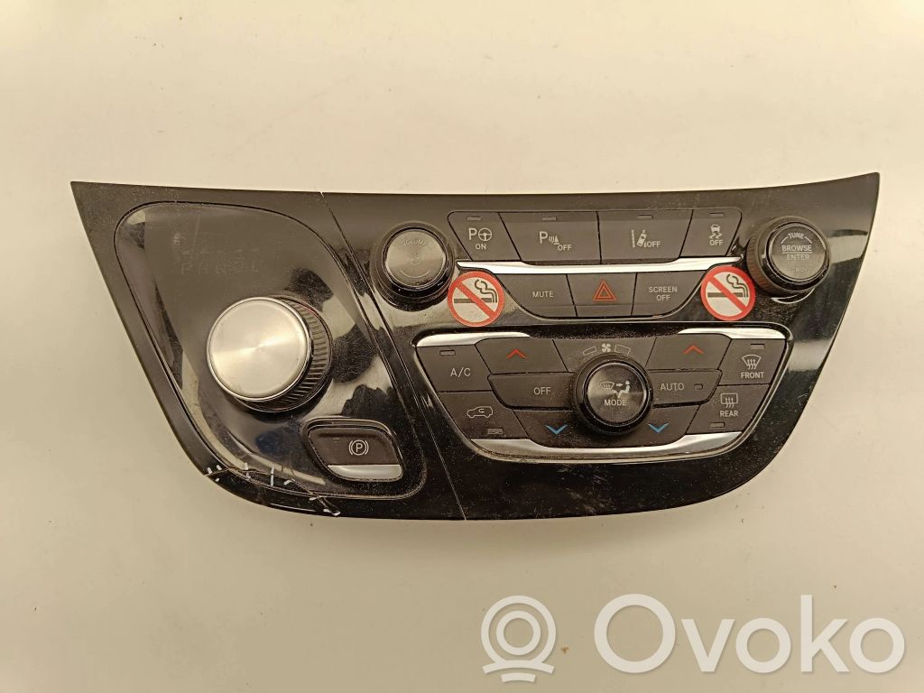 Chrysler Pacifica Climate control/heater control trim 