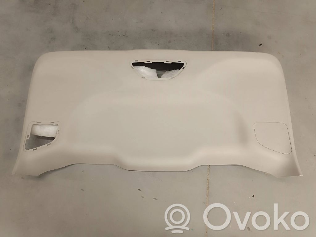 Chrysler Pacifica Tailgate/boot lid cover trim 