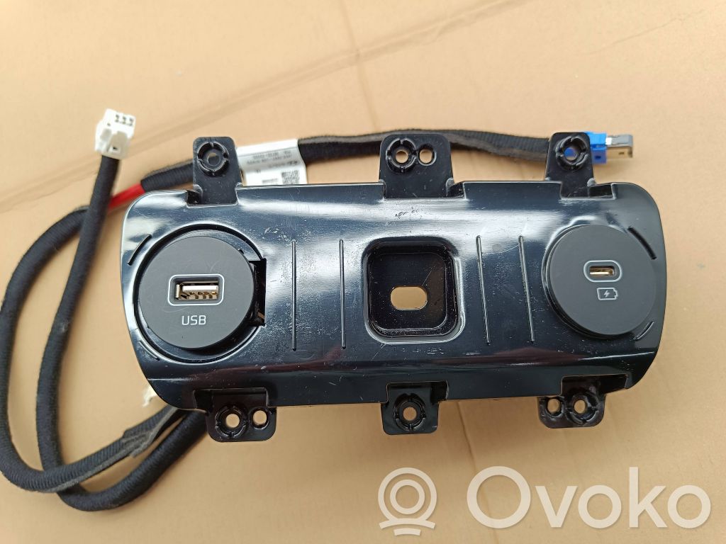 USB jungtis   96123CV010