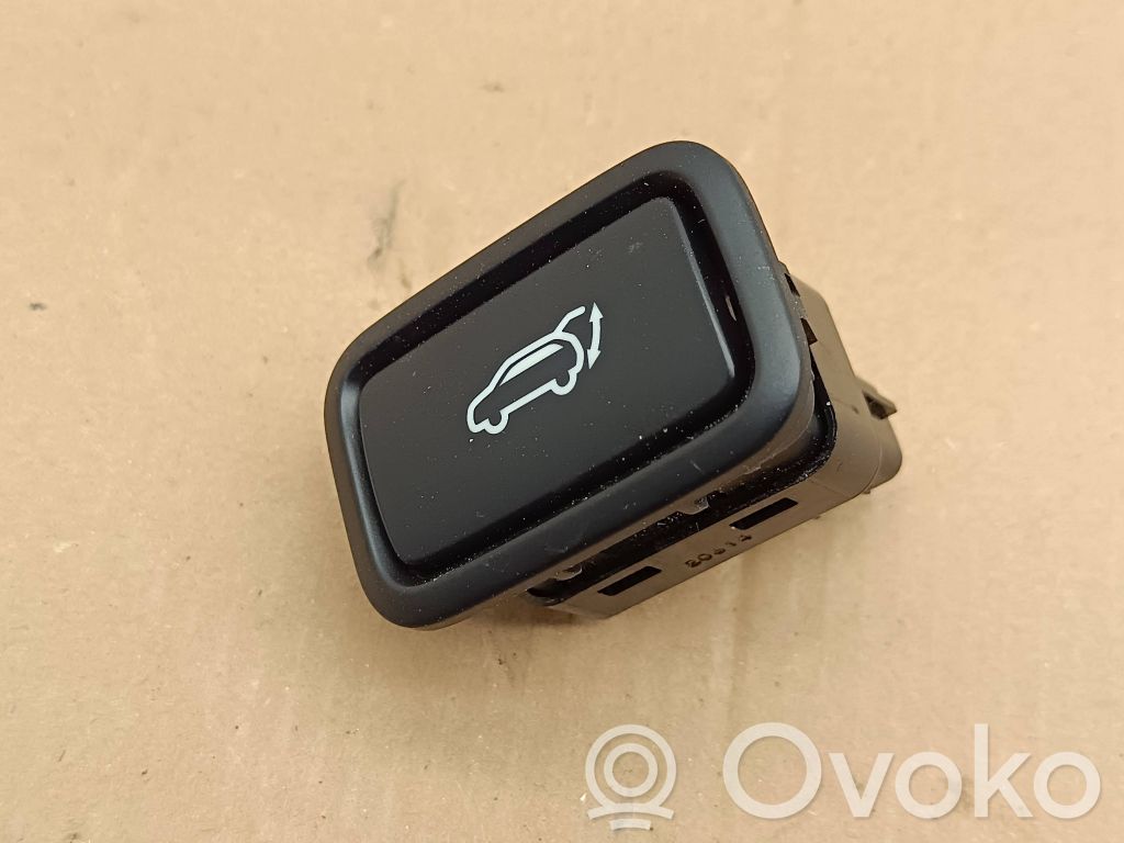 KIA EV6 Interruptor para abrir la puerta trasera 