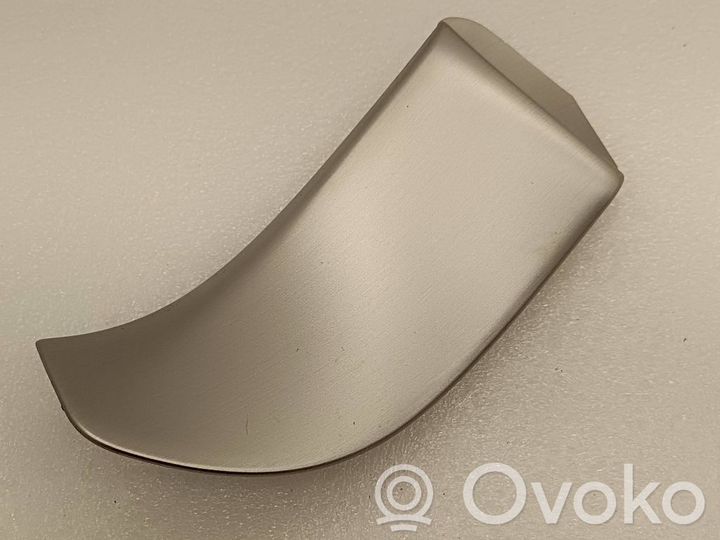 Paneelin lista   X70004801SM
