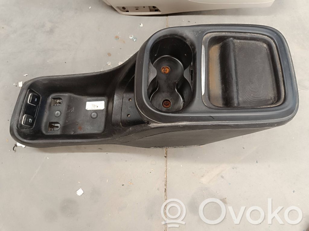 Chrysler Pacifica Center console 