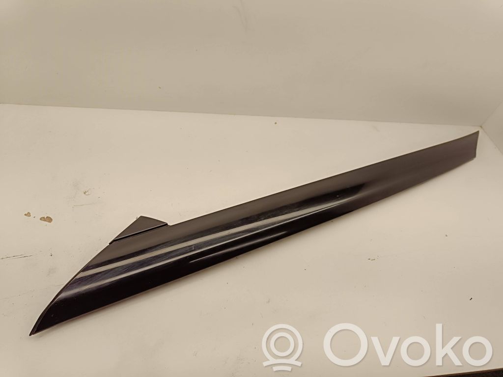 KIA EV6 Windshield trim 