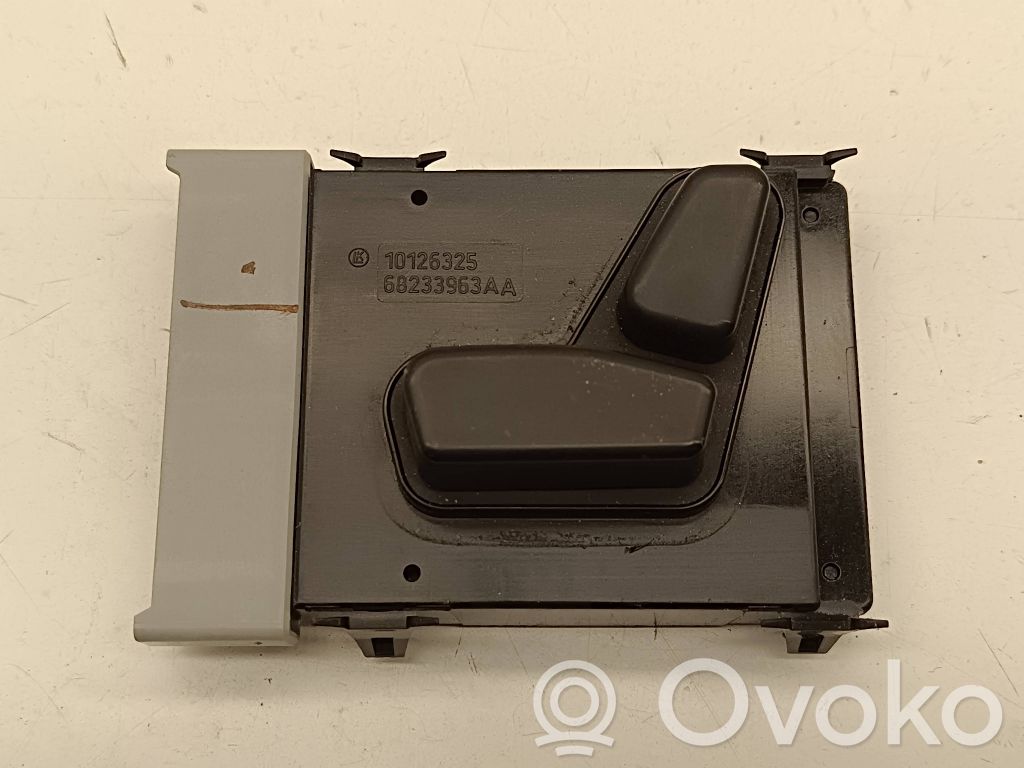 Chrysler Pacifica Seat control switch 