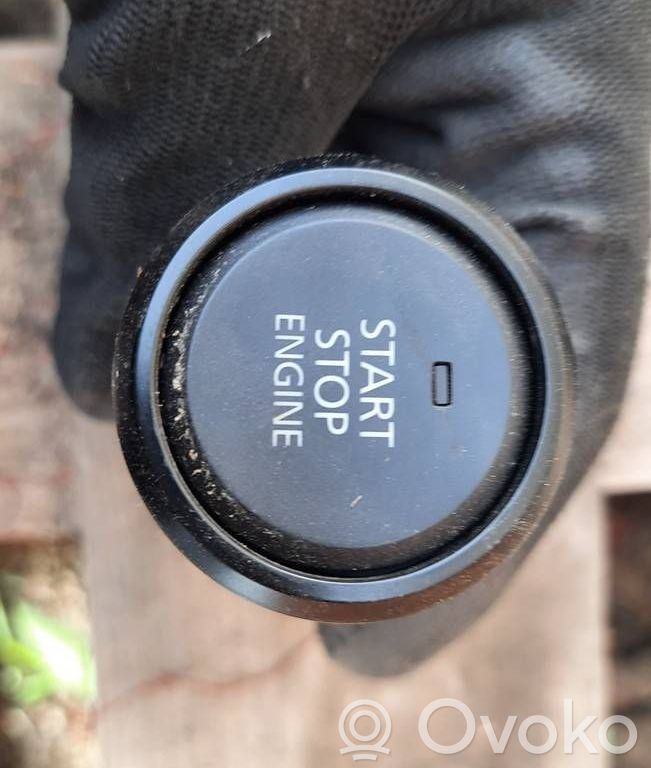 Mazda CX-30 Other switches/knobs/shifts 