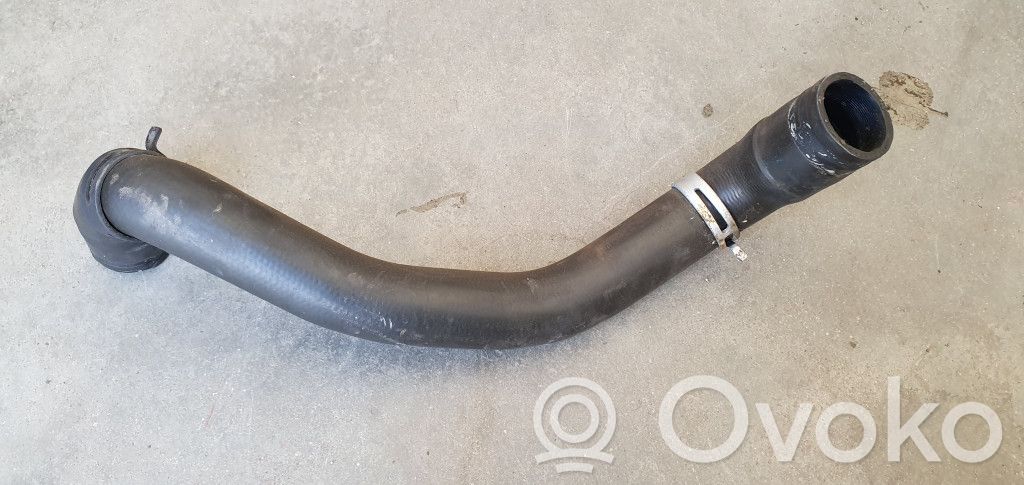 Engine coolant pipe/hose