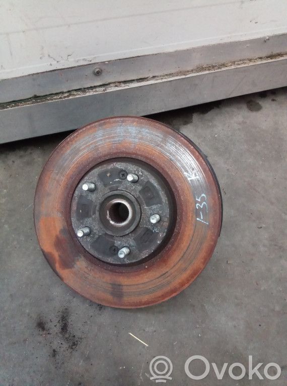 Cubo de rueda delantera   517552S500