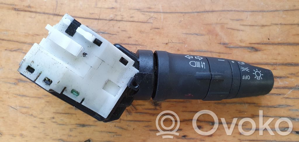 Indicator stalk
