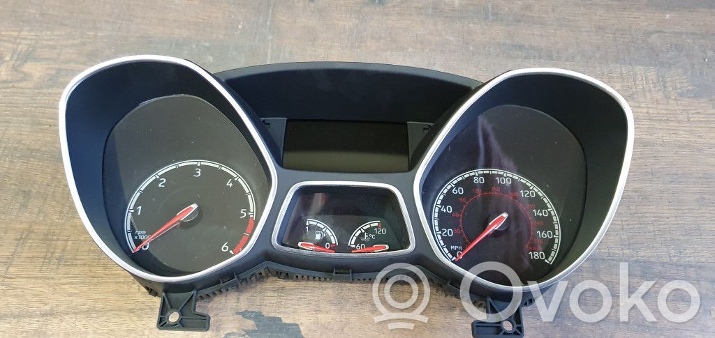 Spidometrs (instrumentu panelī)   F1ET10849AMG