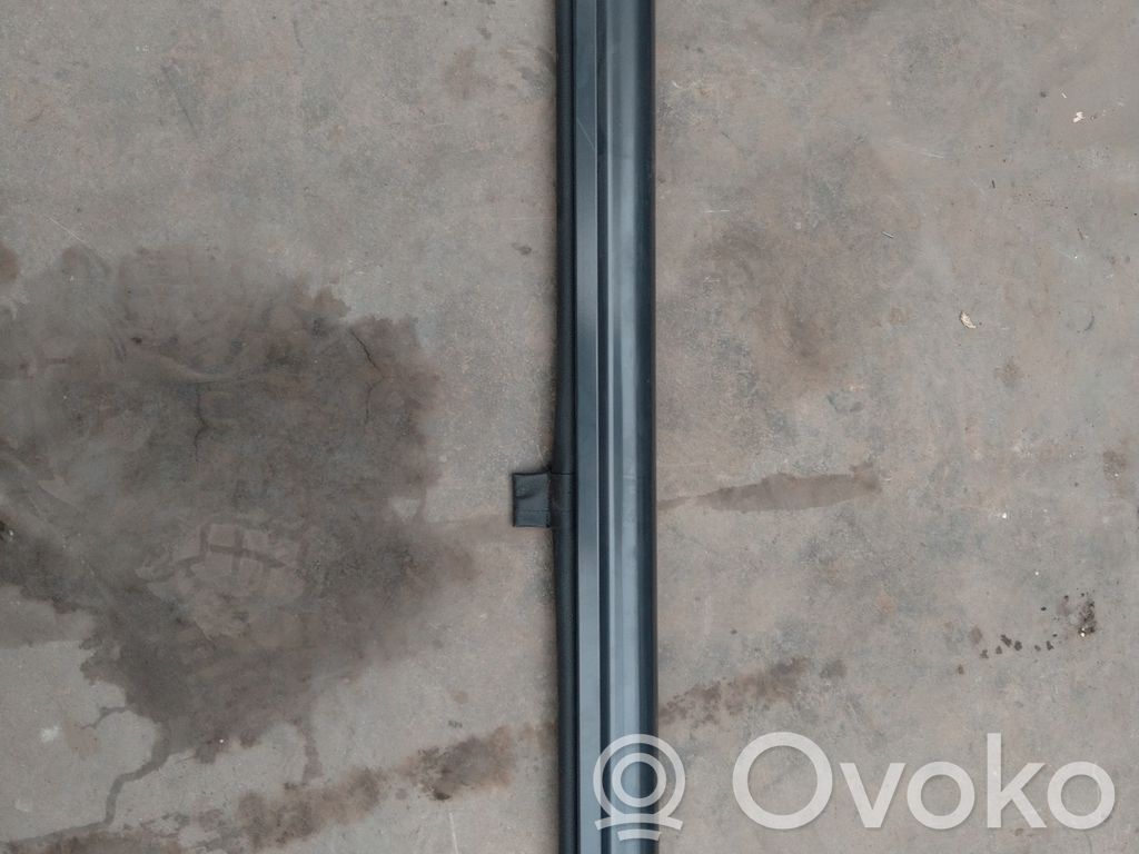 Bagažinės pertvara   85980D4300