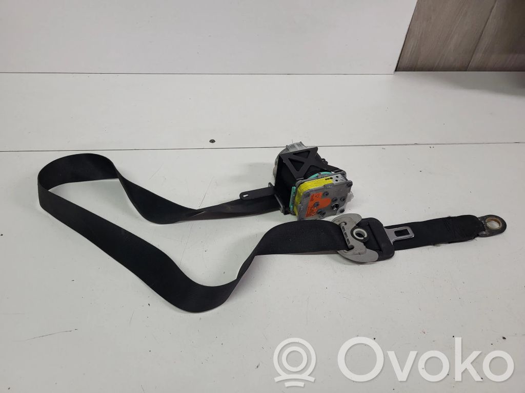 Toyota Verso Sicherheitsgurt vorne 