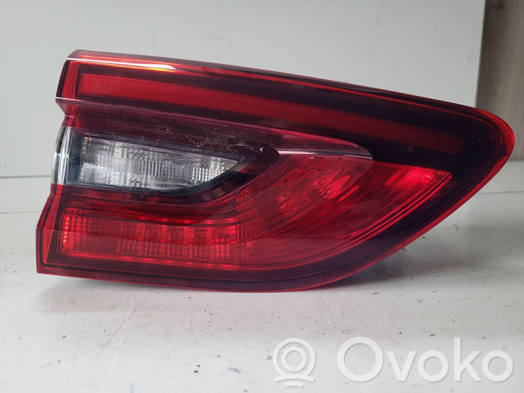 Opel Insignia B Lampy tylnej klapy bagażnika 