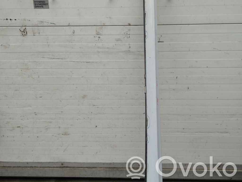 Sill   8V4853859,8V4854535