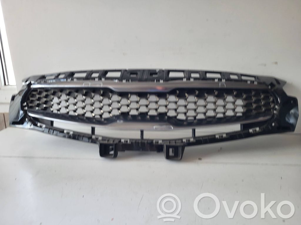 KIA Xceed Front bumper upper radiator grill 