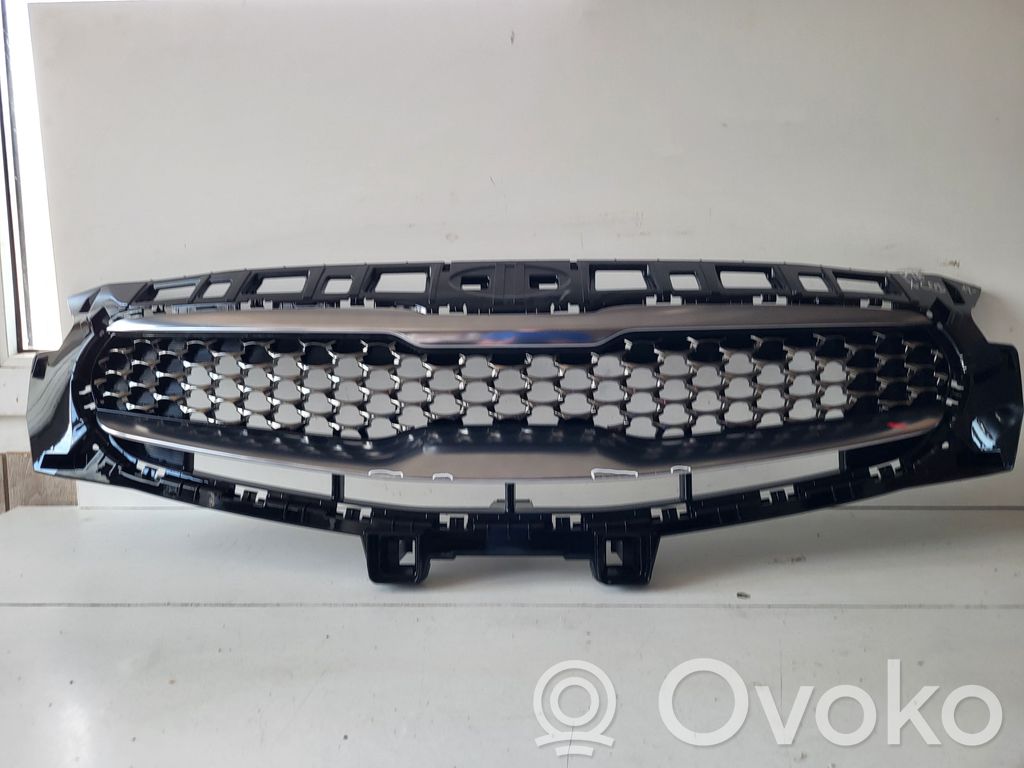KIA Xceed Front bumper upper radiator grill 