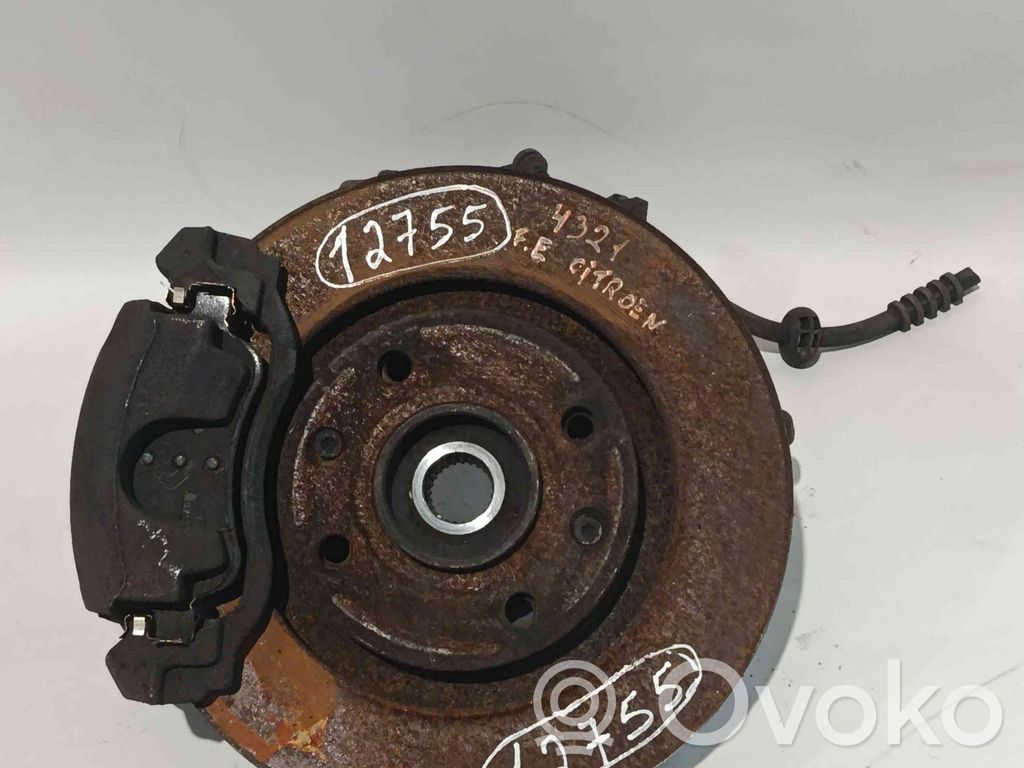 Front wheel hub spindle knuckle   COM,265CM,BOMBITO