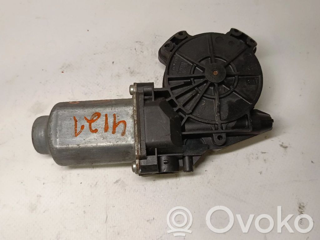 Renault Clio II Motor del regulador de la ventanilla de la puerta delantera 