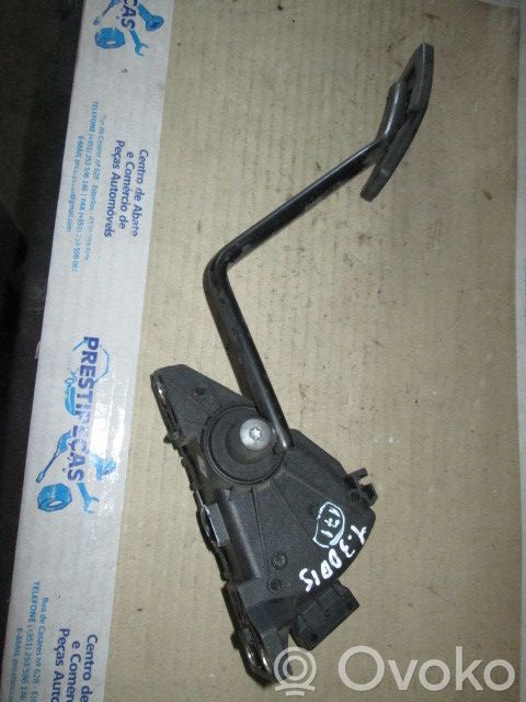 Akceleratoriaus pedalas   9204283,6PV008196