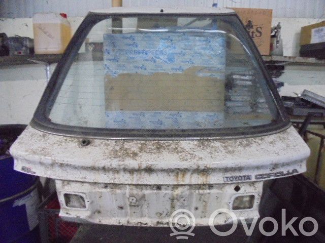 Tailgate/trunk/boot lid   MALA1112