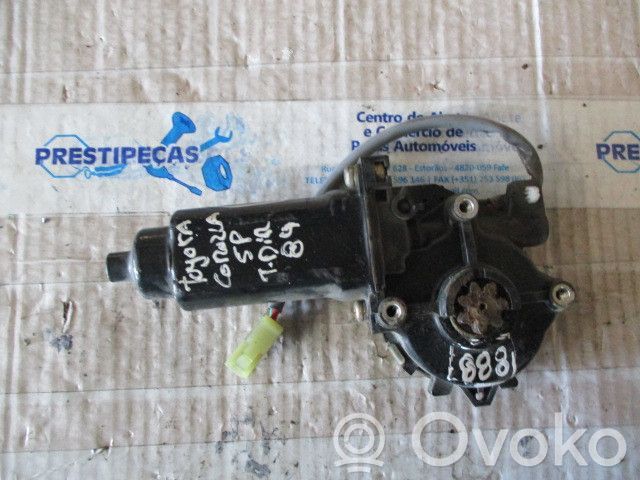 Toyota Corolla E90 Moteur de lève-vitre de porte arrière 