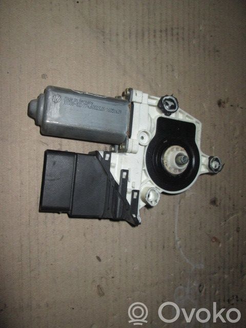 Asa reguladora de la puerta trasera   7746002301