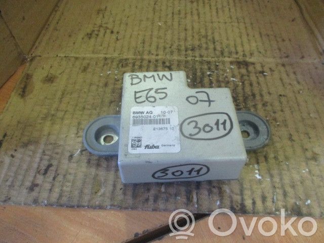 Antenas pastiprinātājs   693502401