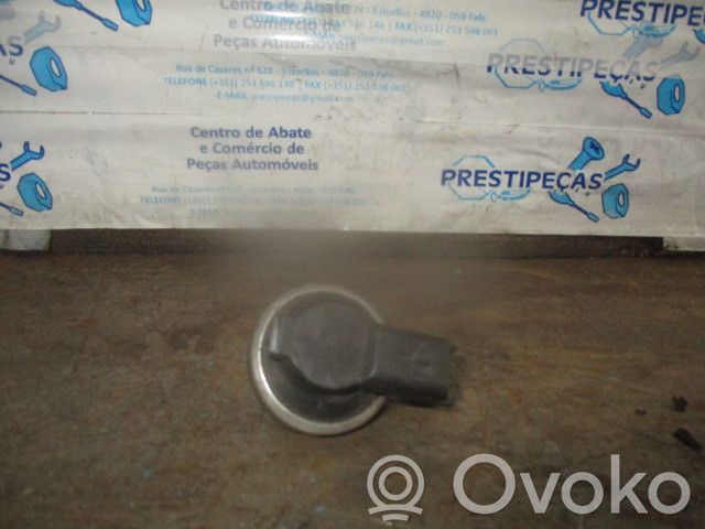 Renault Twingo I Inyector de combustible 