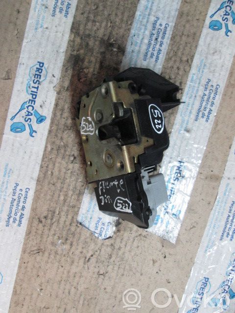 Peugeot 307 Front door lock 