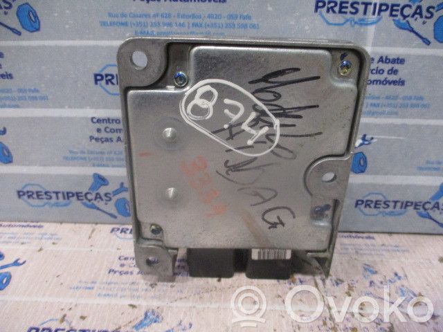 Module de contrôle airbag   04794842AE