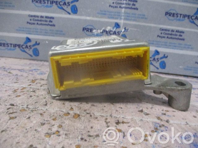 Module de contrôle airbag   605487800,8200412024A