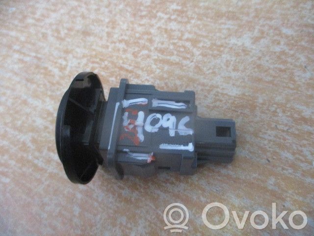 Hazard light switch   15B424