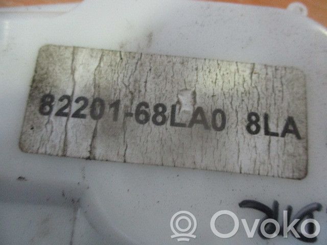 Priekšpusē slēdzene   8220168LA0,8LA