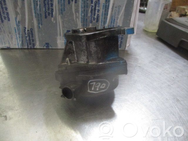 Bomba de vacío   72117220D,PIERBURG