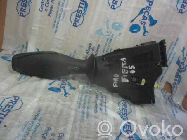 Other switches/knobs/shifts   8A6T13335AC