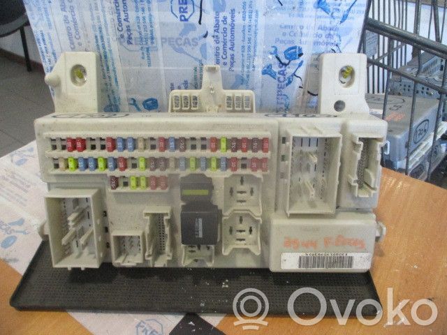 Unité de contrôle SAM   4M5T14A073BD