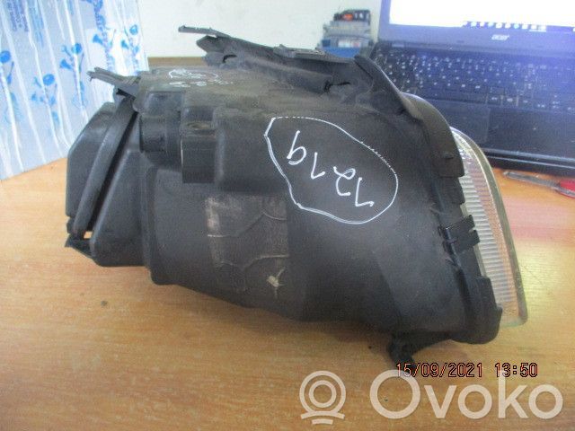 Headlight/headlamp   8D0941003