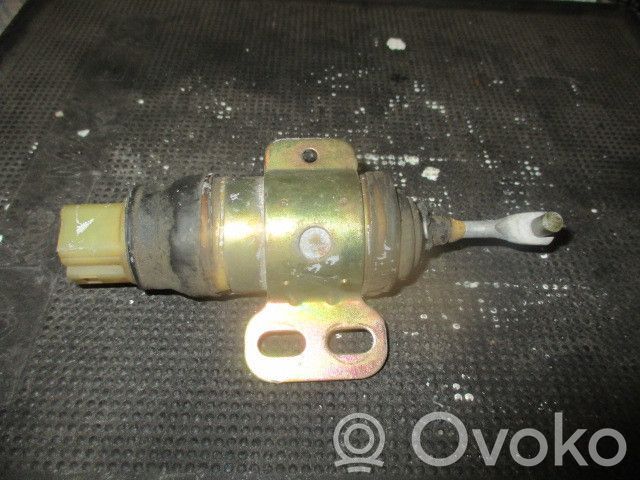 Toyota Corolla E90 Etuoven lukko 