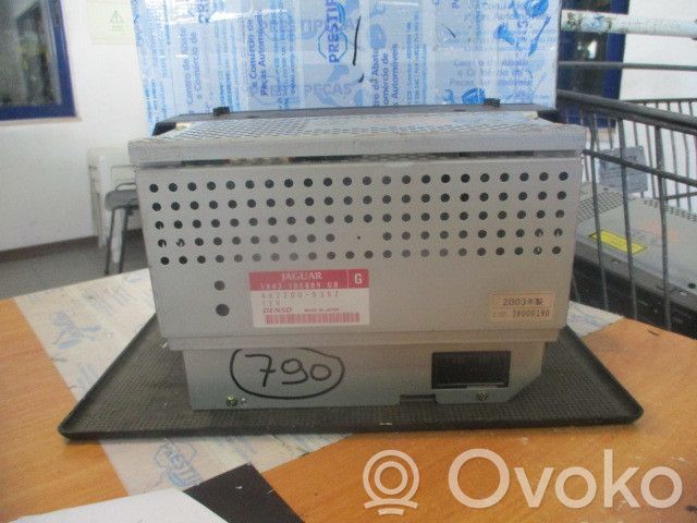 Jaguar X-Type Radio/CD/DVD/GPS head unit 