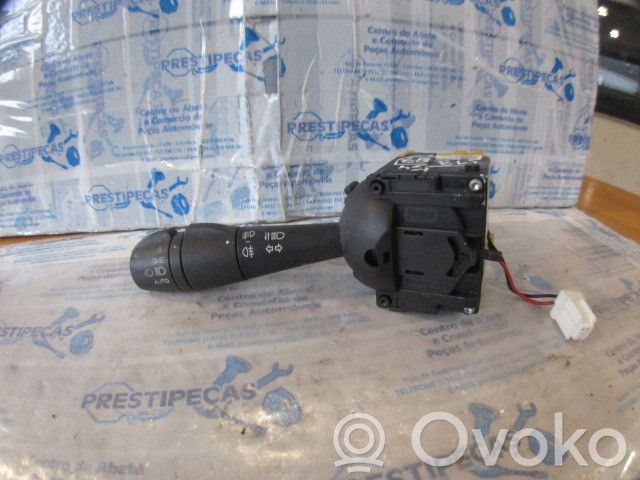 Renault Twingo III Otros interruptores/perillas/selectores 