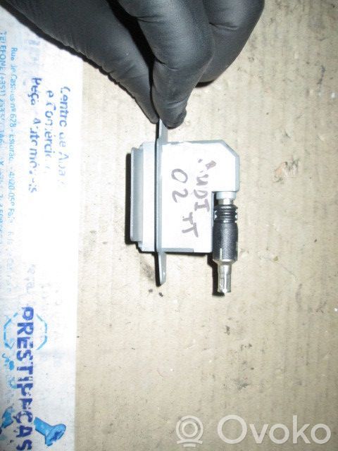 Antenos stiprintuvas   8N8035225