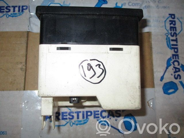 Volvo 440 Screen/display/small screen 