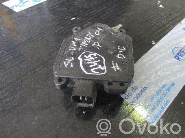 Front door lock   1015280670