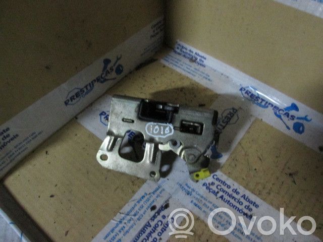 Front door lock   REF01116